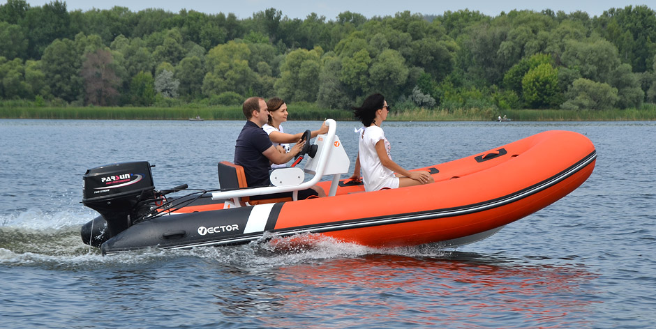 Rigid inflatable boat RIB 450